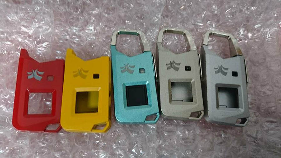 雷射雕刻世大運紀念鑰匙圈 | 雷射雕刻代工-億權科技 2